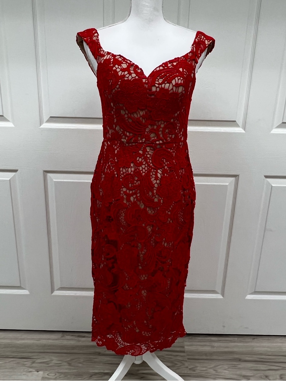 Love Honor Stella  Dress in Lace Red Size AU10, US 6